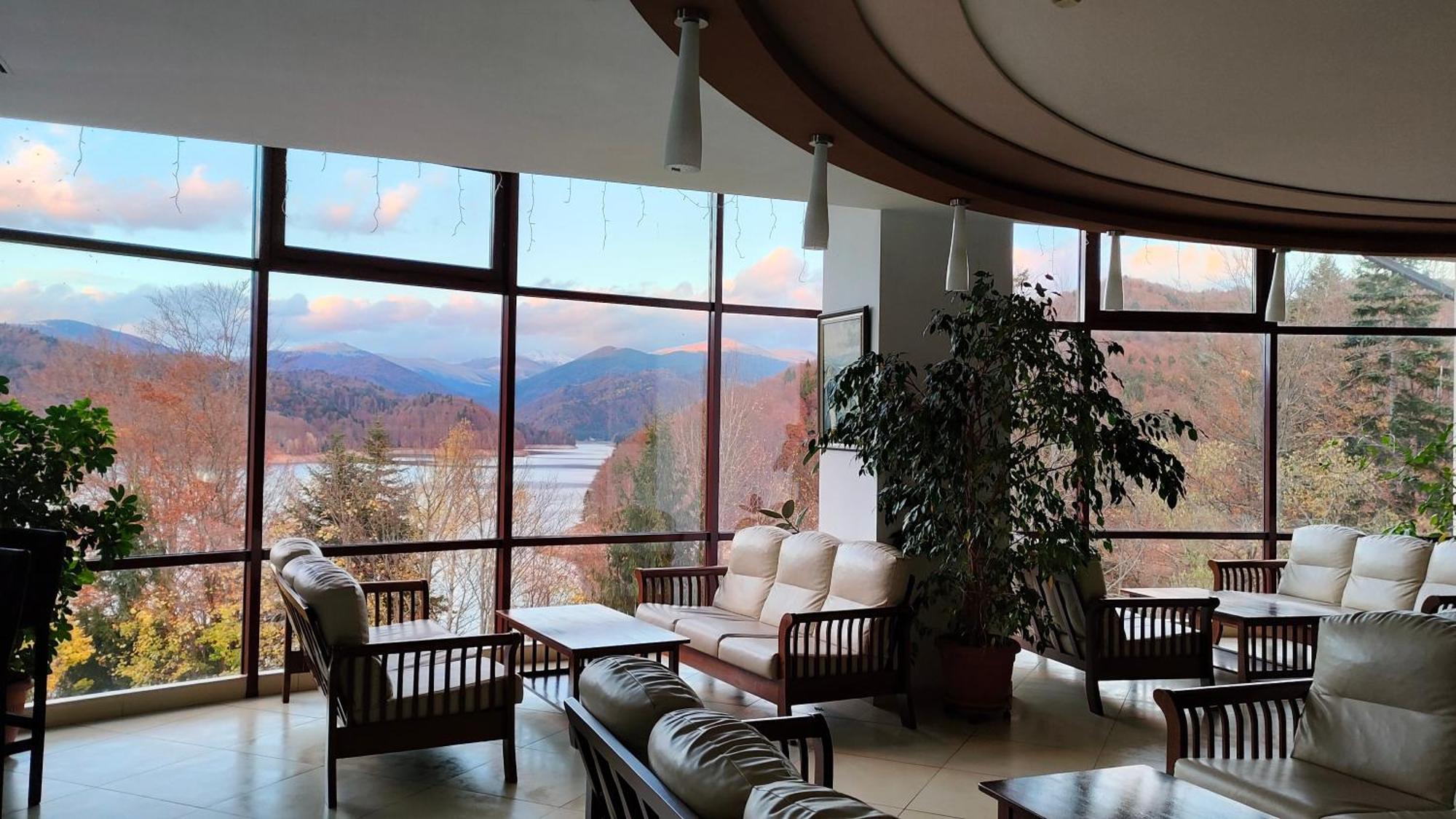 Hotel Valea Cu Pesti Căpăţîneni-Ungureni Extérieur photo