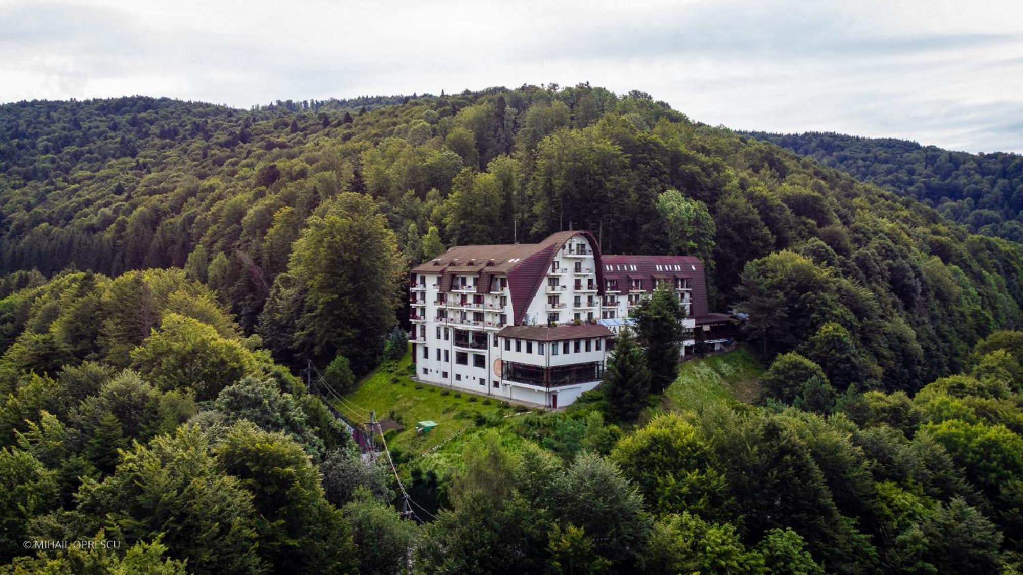 Hotel Valea Cu Pesti Căpăţîneni-Ungureni Extérieur photo