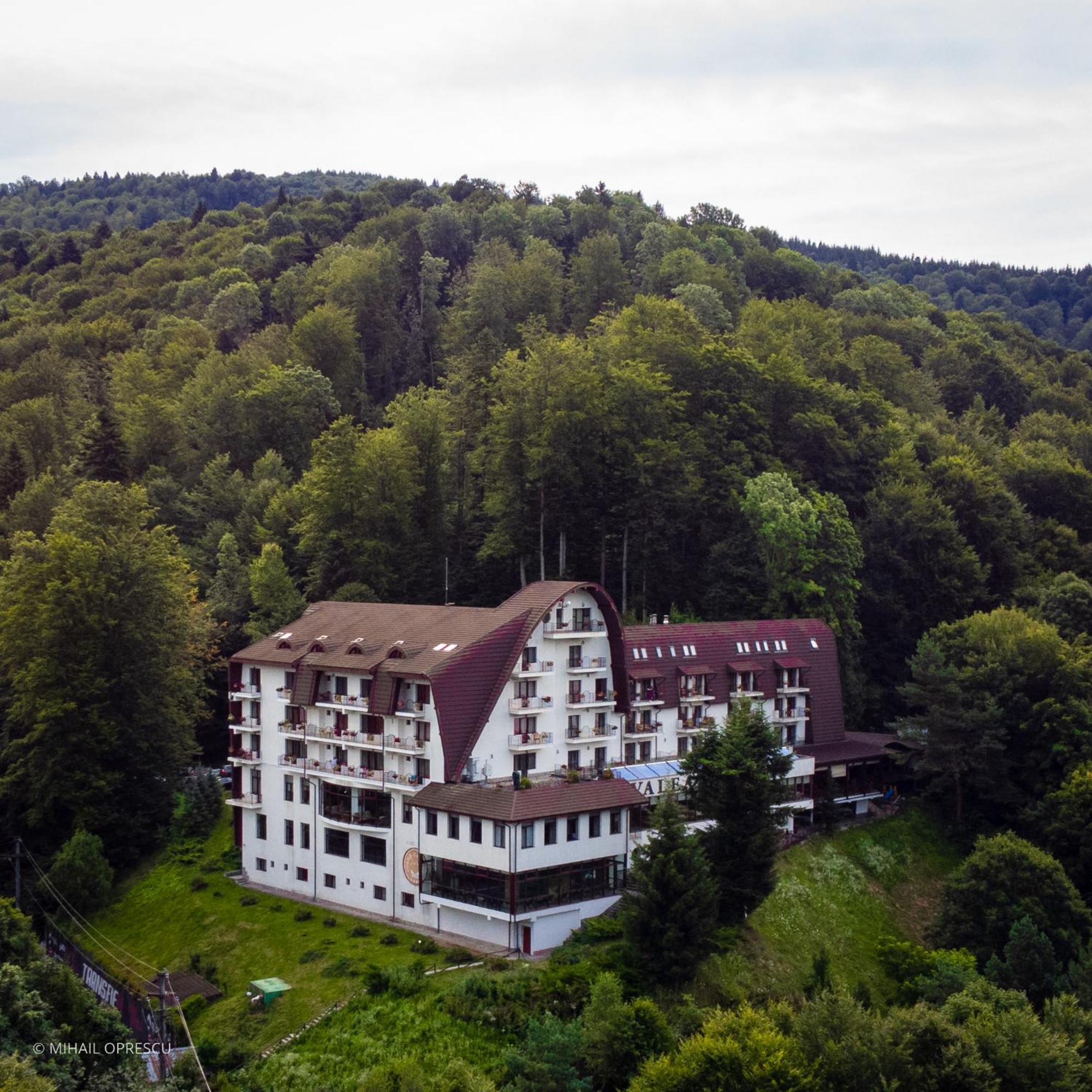 Hotel Valea Cu Pesti Căpăţîneni-Ungureni Extérieur photo