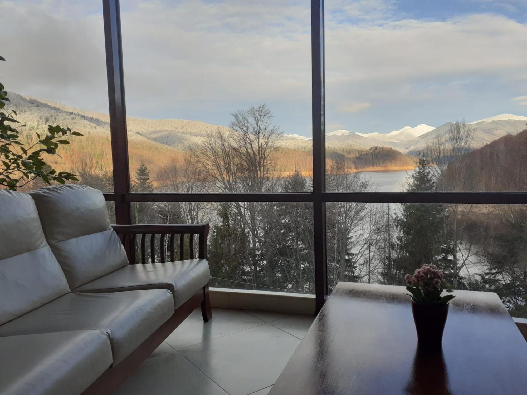 Hotel Valea Cu Pesti Căpăţîneni-Ungureni Extérieur photo