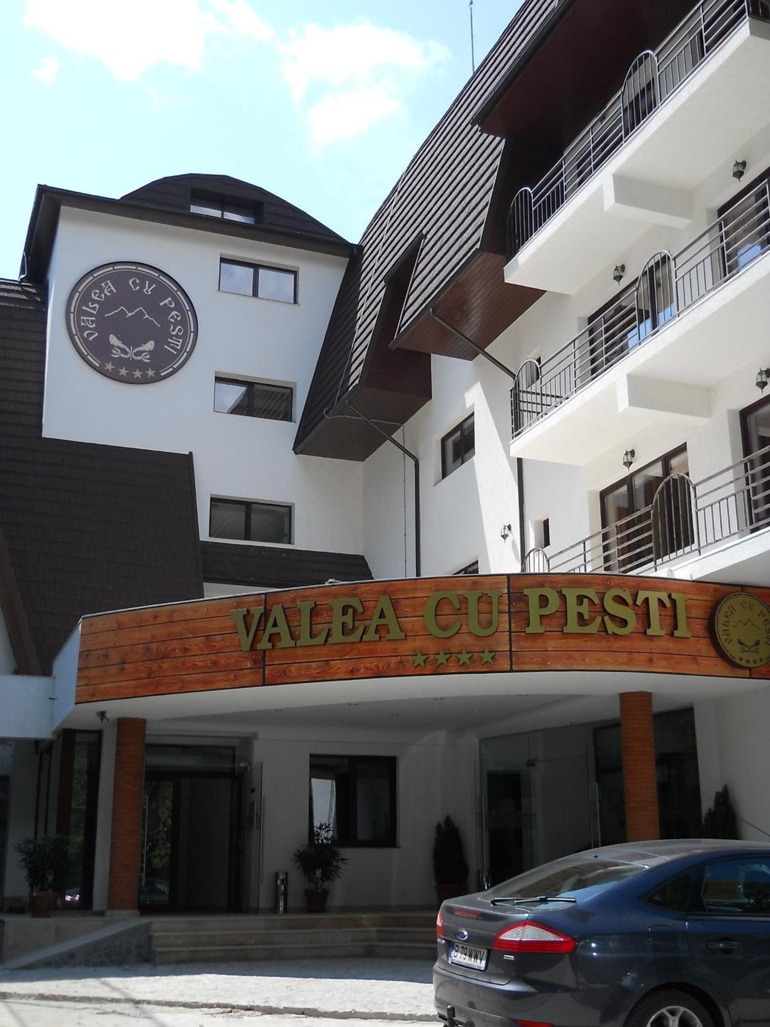 Hotel Valea Cu Pesti Căpăţîneni-Ungureni Extérieur photo