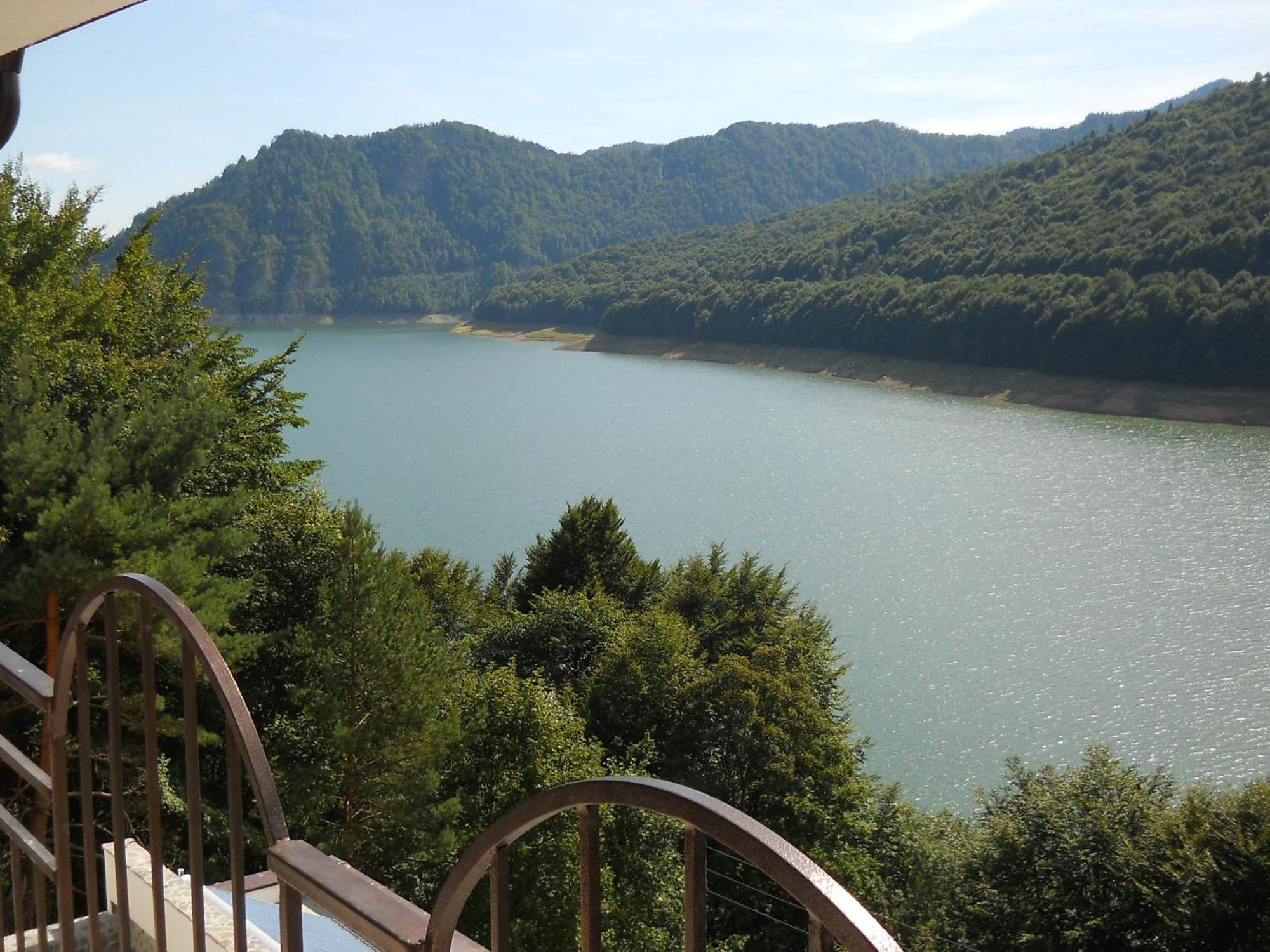 Hotel Valea Cu Pesti Căpăţîneni-Ungureni Extérieur photo