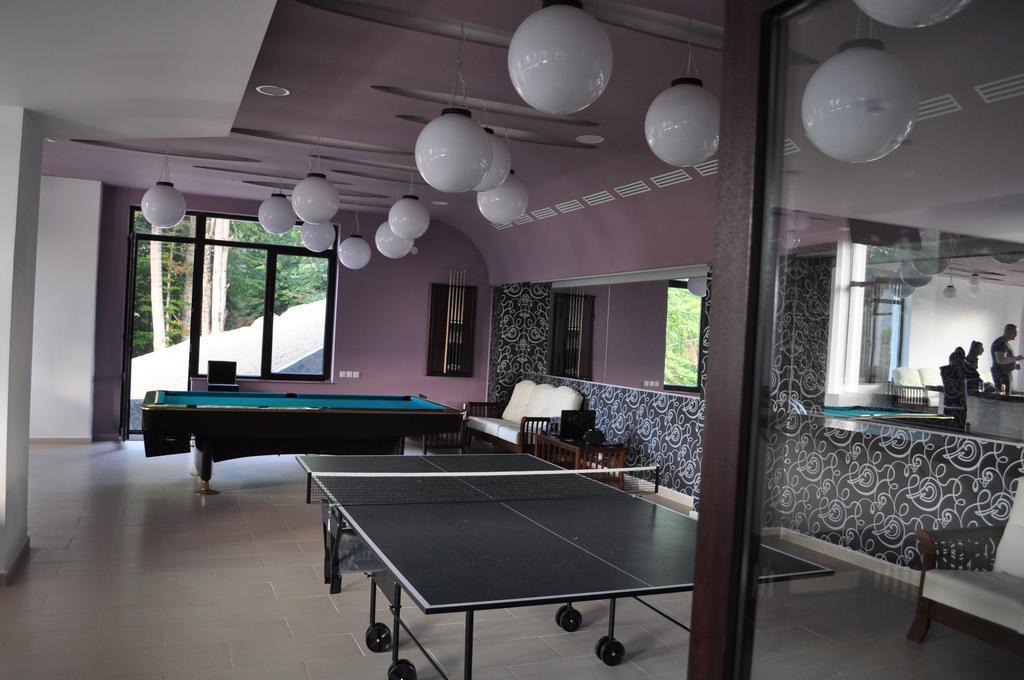 Hotel Valea Cu Pesti Căpăţîneni-Ungureni Extérieur photo