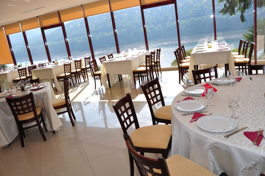 Hotel Valea Cu Pesti Căpăţîneni-Ungureni Extérieur photo