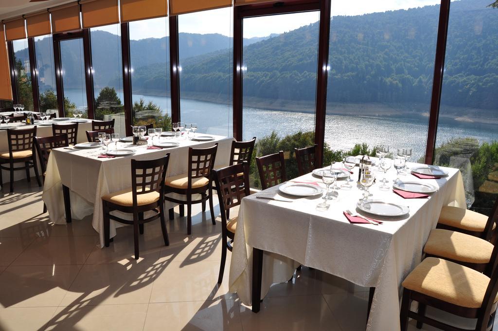 Hotel Valea Cu Pesti Căpăţîneni-Ungureni Extérieur photo