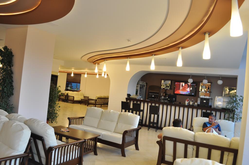 Hotel Valea Cu Pesti Căpăţîneni-Ungureni Extérieur photo
